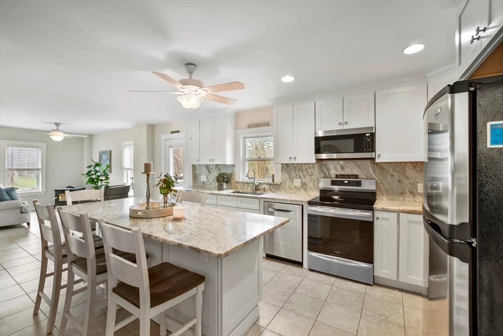 Fantasy Brown granite kitchen countertops