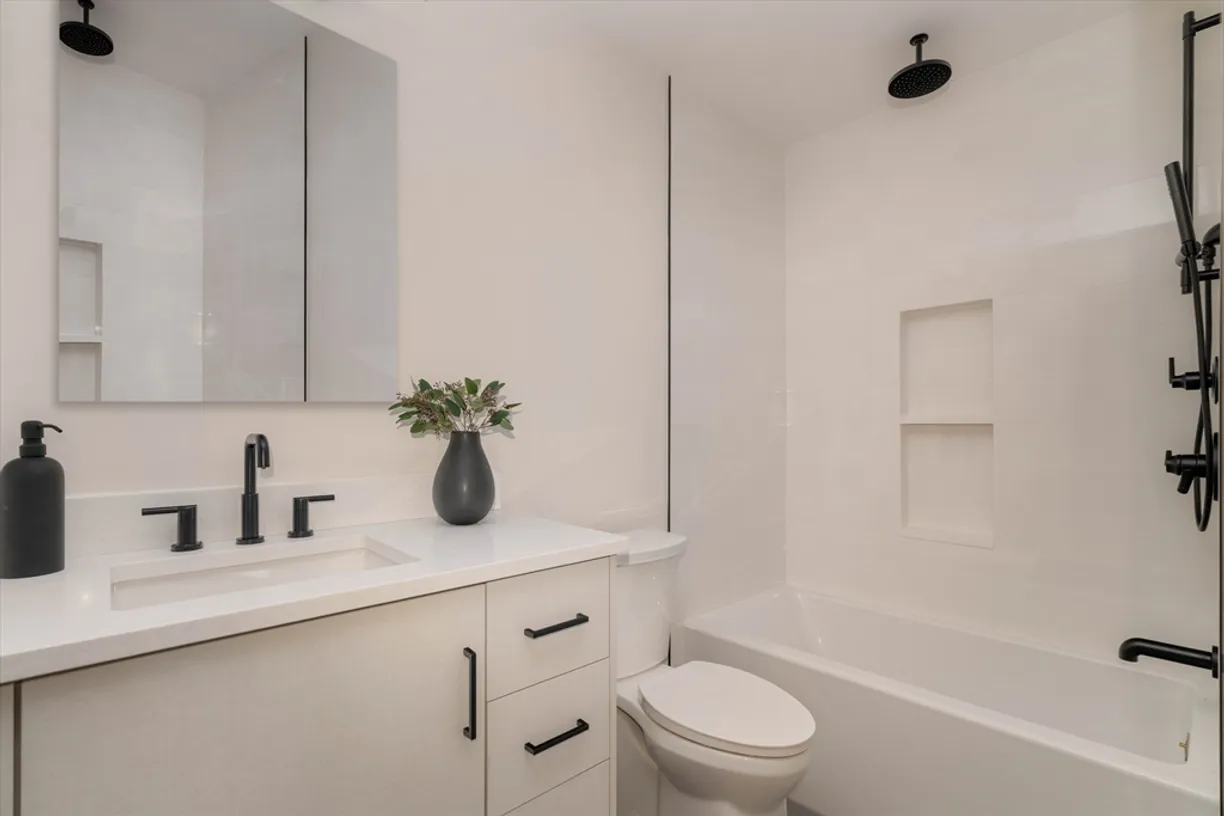 Pure White quartz vanity top - Brookline, MA
